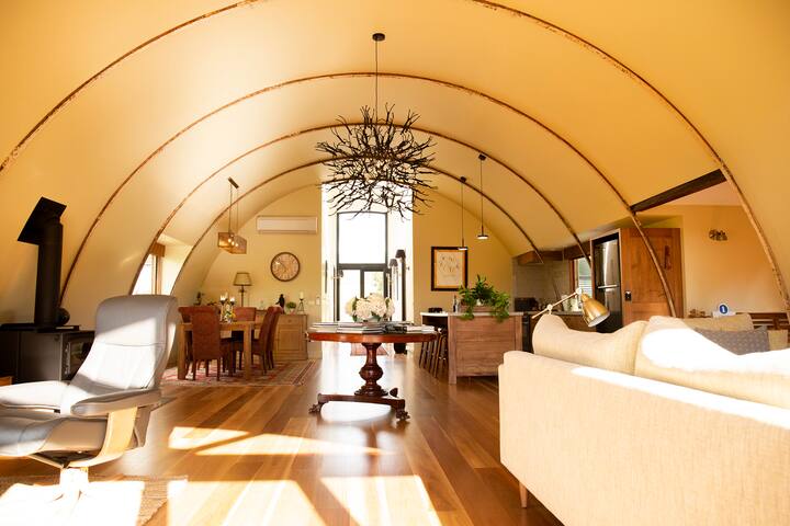 Relax in luxury at our magical Nissen Hut gallery image 2