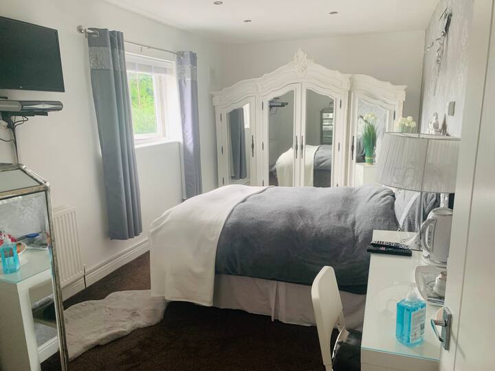 Wrexham Holiday Rentals & Homes Wales, United Kingdom Airbnb