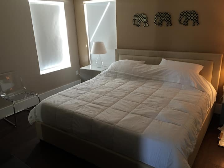 Master King Bedroom 4