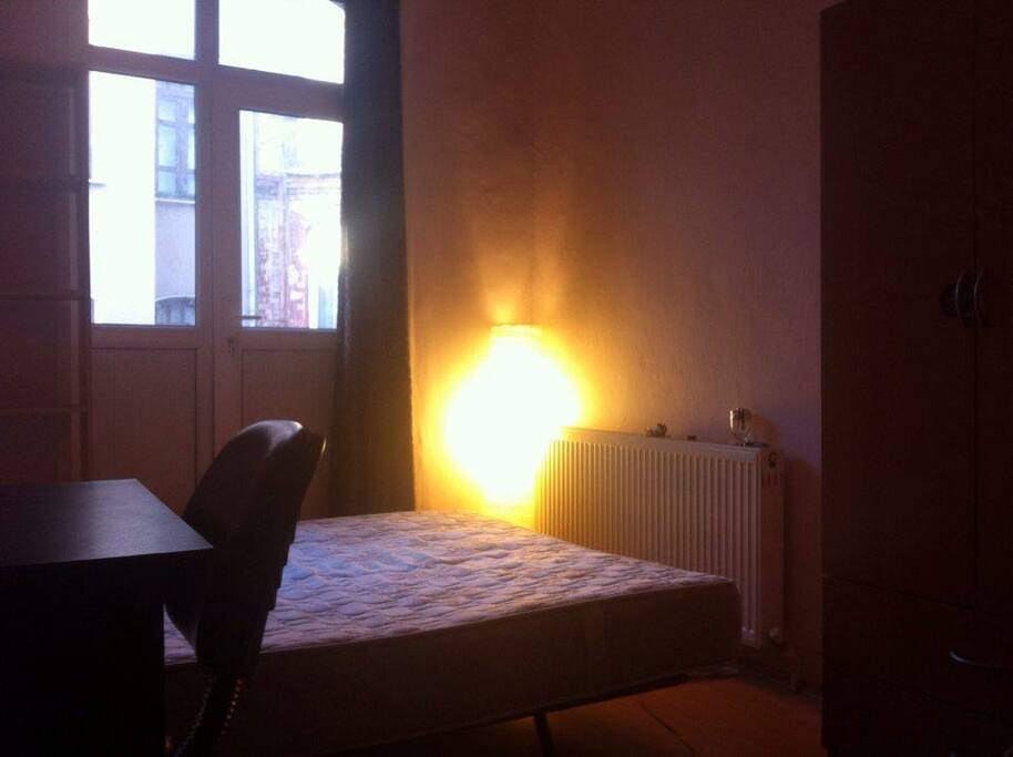 The room can be arranged as you wish...