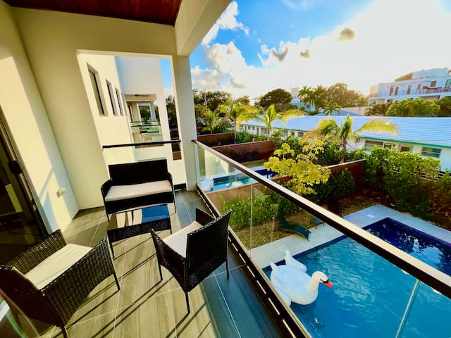 Las Olas Botanical Oasis w Sauna & Pool Near Beach gallery image 4