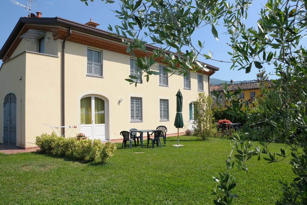 Giardino privato. appartamenti