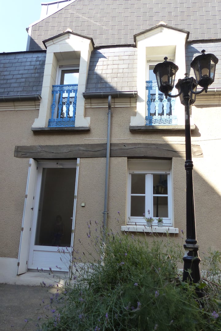 Charming downtown Apartments for Rent in Angers, Pays de