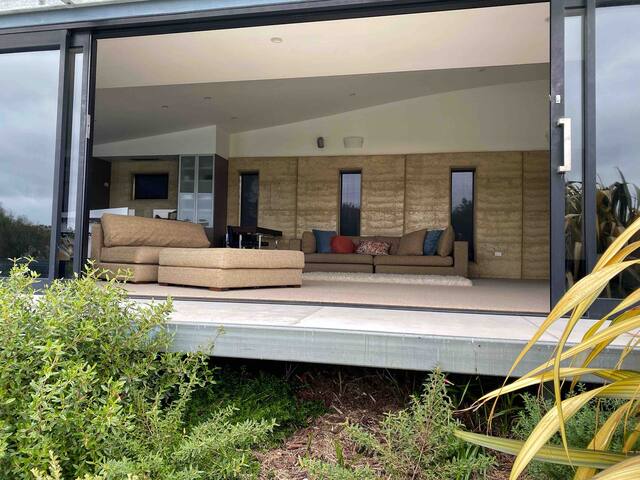 ‘SWANSEA’ at Swansea gallery image 3