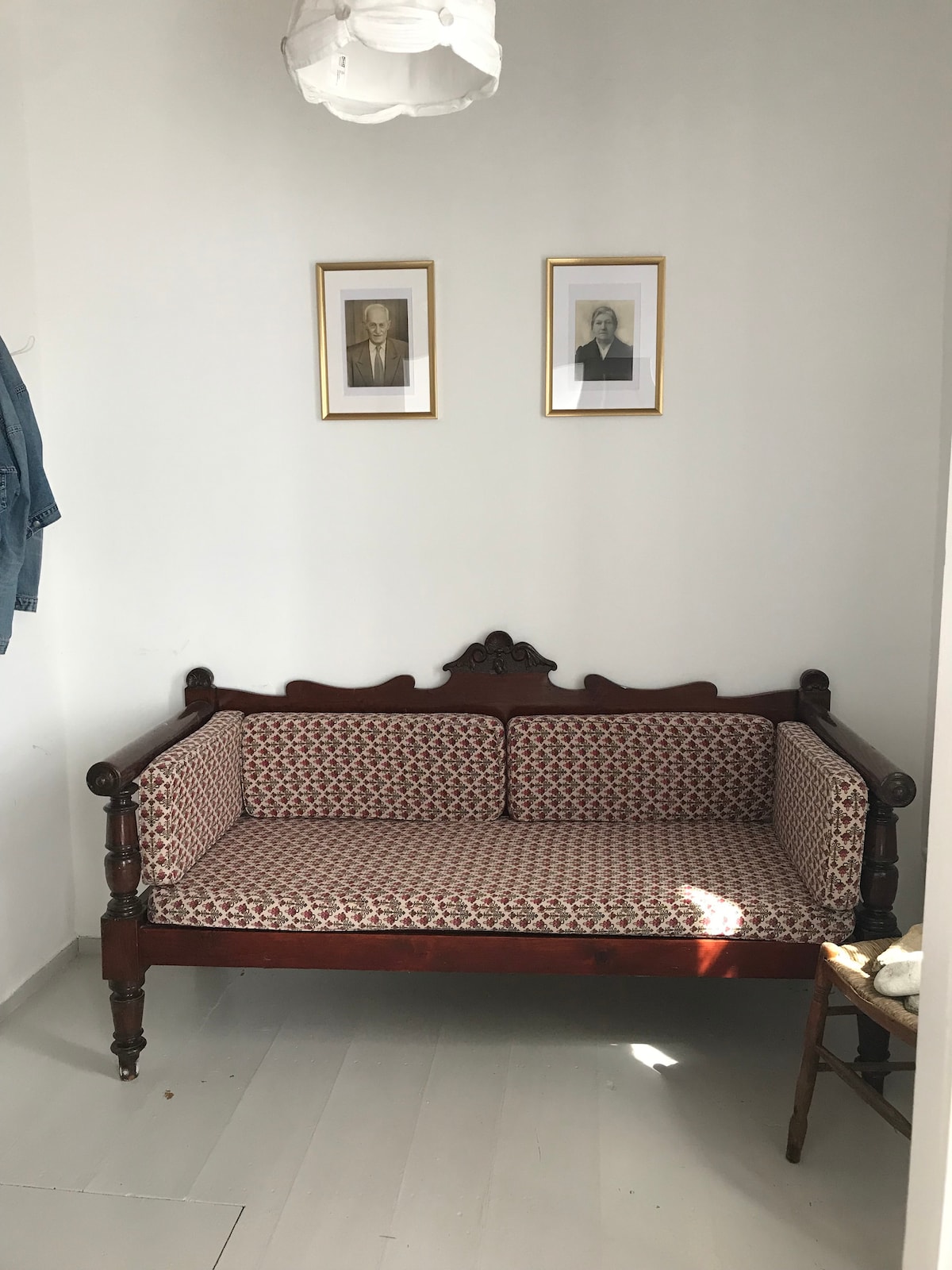 1 სართული/გასაშლელი დივანი