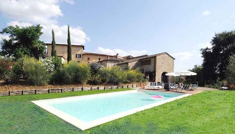 Top Airbnb: AGRITURISMO ANNITA: BELVEDERE APARTMENT a Barberino Tavarnelle