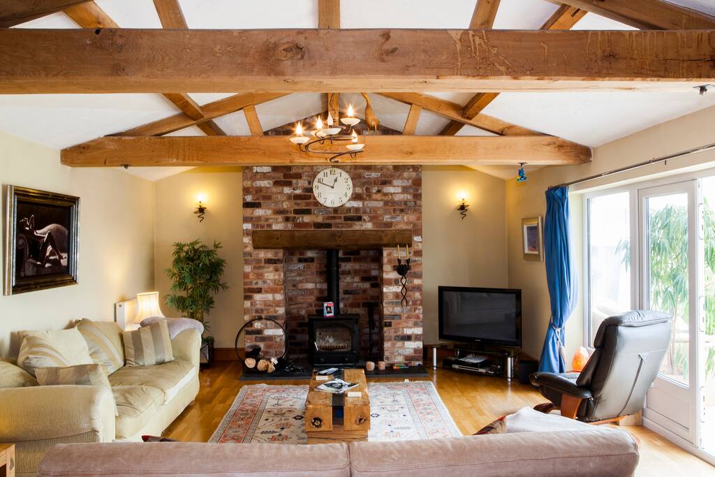 Part view of the lounge
