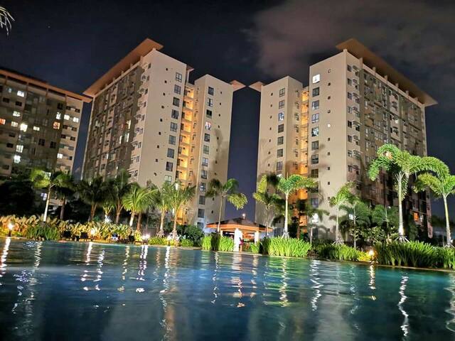 Jonas' Place at Eastbay Residences with balcony