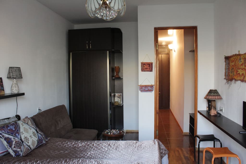 Apartamento independiente y equipado