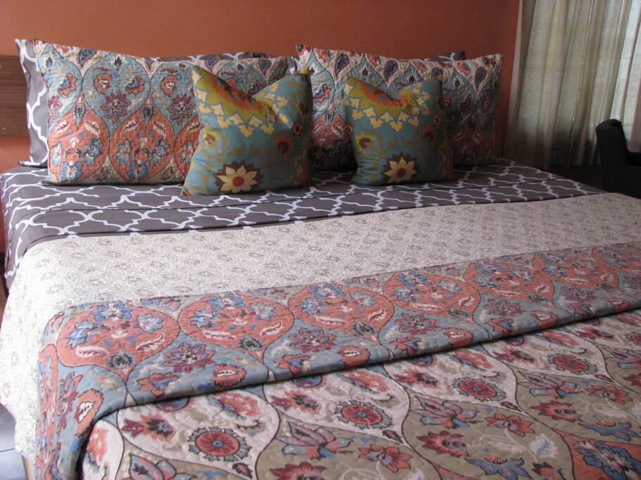 King size bed