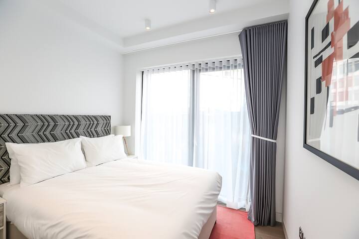 Beautiful, modern, air-conditioned, Shoreditch gallery image 5