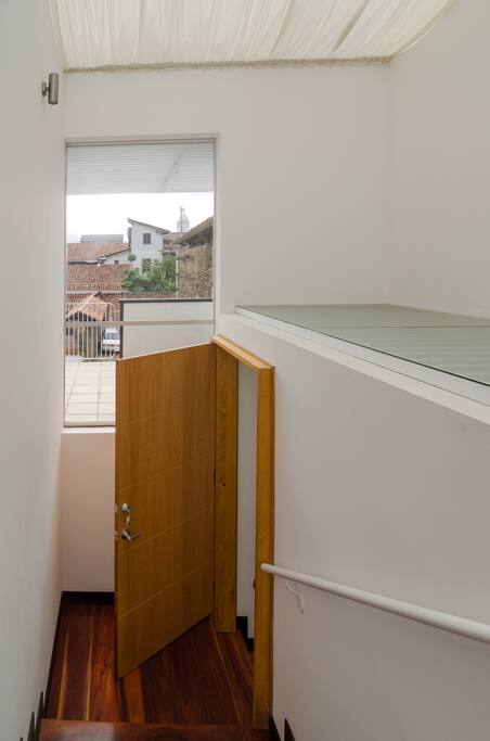 Entry way