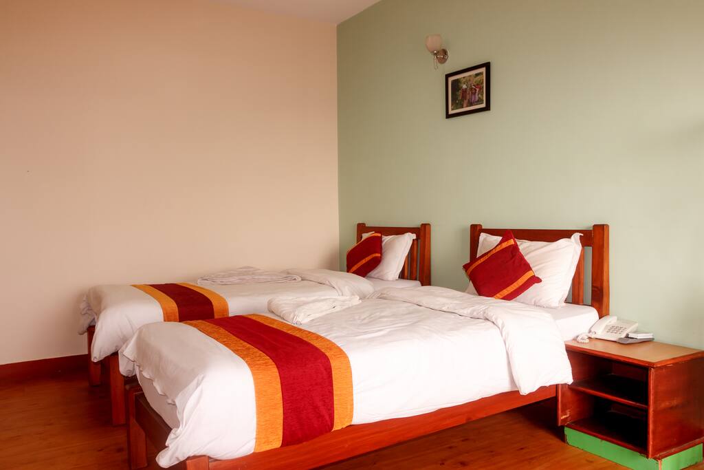 Twin Beds - Hikers Home