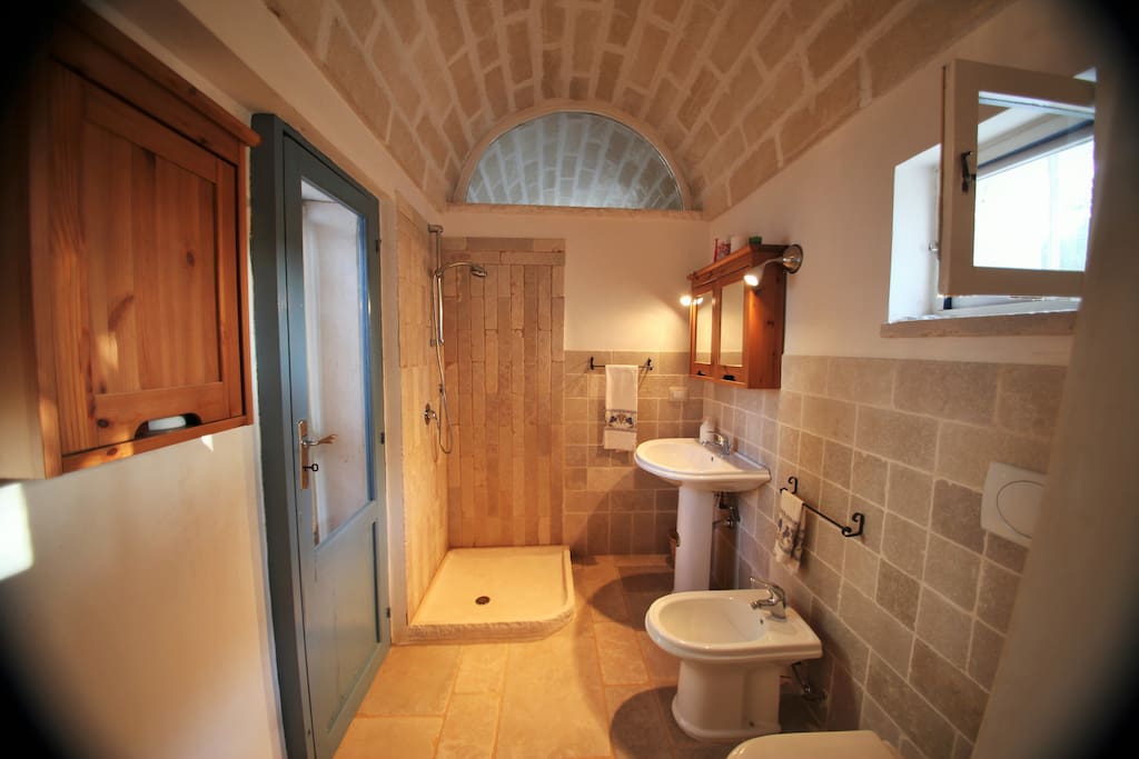 The ensuite bathroom has a walk in shower, WC, bidet and wash hand basin