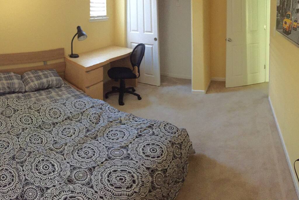 Guest bedroom