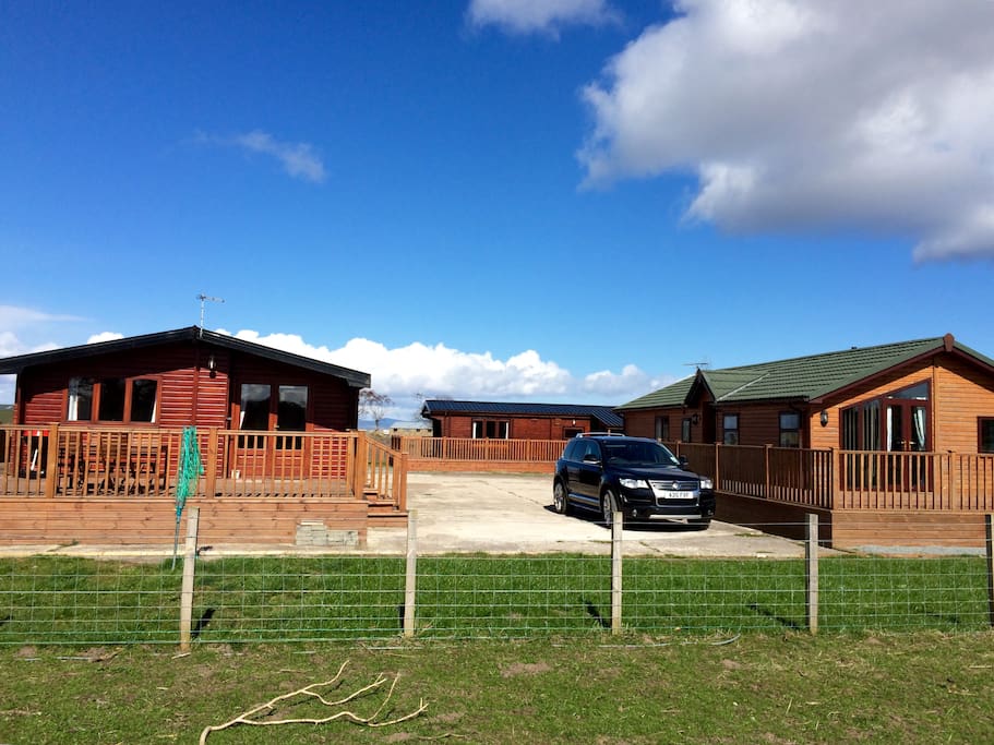 2, 3 and 4 bedroom lodges available