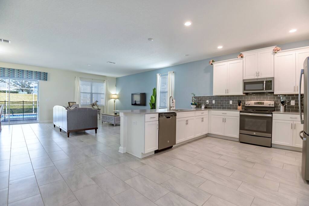 9052Stinger,ChampionsGate_05