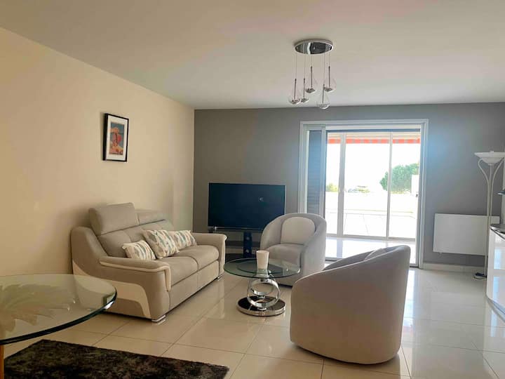 Superbe Appartement Vue Mer - Centre Ville - Sausset-les-Pins