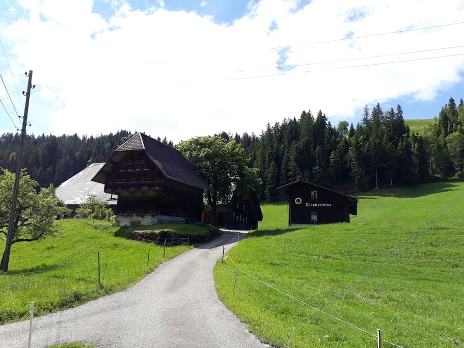 Hofzufahrt