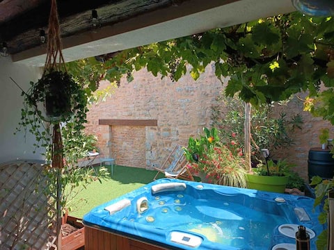 Walton house 10 min from La Rochelle