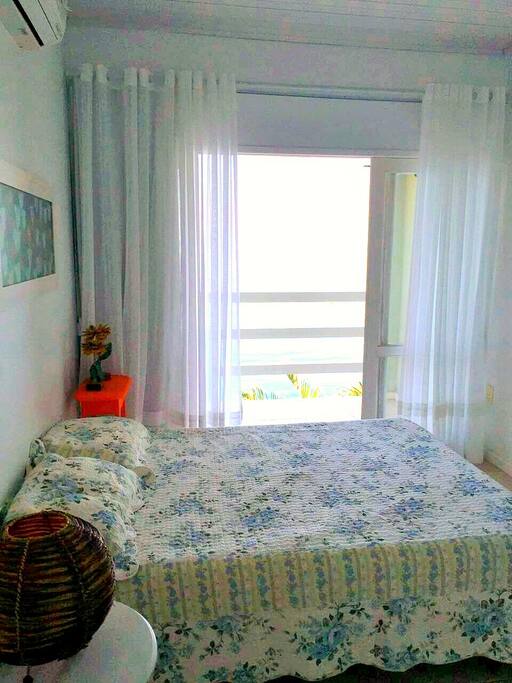 Suíte Casa com vista para o mar