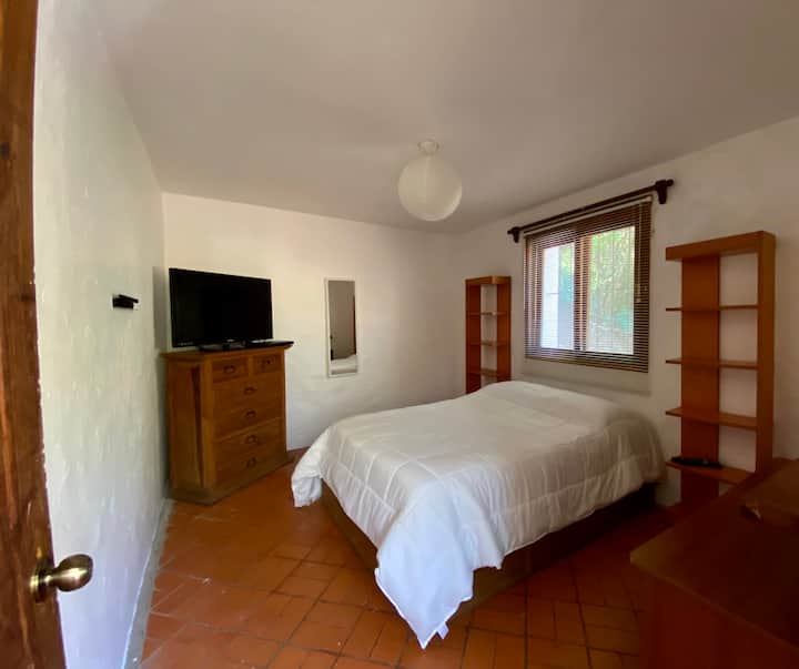 Chumba cha 2 cha kulala, ghorofa ya pili. 