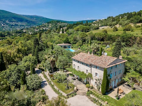 AUTHENTIC PROVENCAL LUXURY BASTIDE