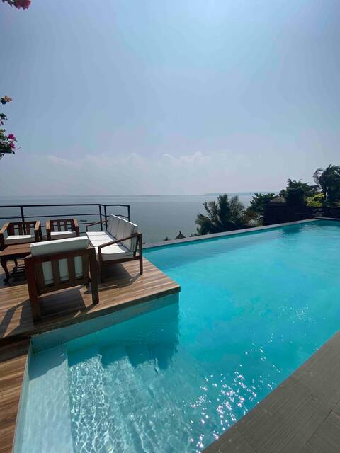 Private pool | Sea View | Luxe 5BR