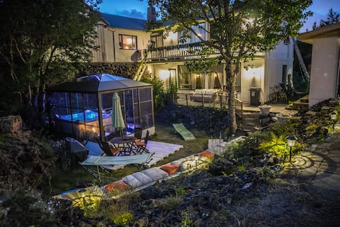 Cozy Apartment in lava surroundings, a hidden Gem!