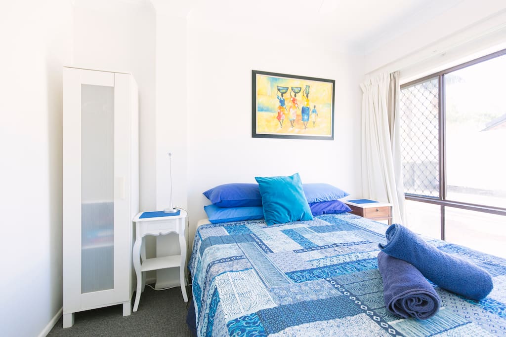 Queen Size bed
