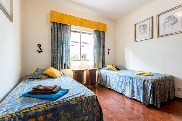 Quarto 2 (ห้อง 2)