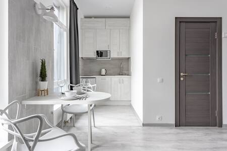 Белые апартаменты рядом с Экспоцентром/Москва-Сити