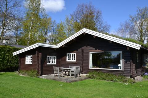 Lodge on the Lake