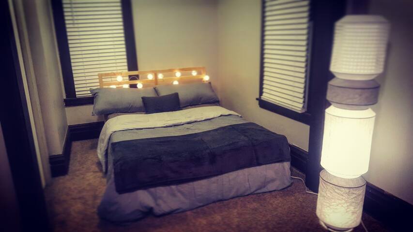 The Contemporary Rustic