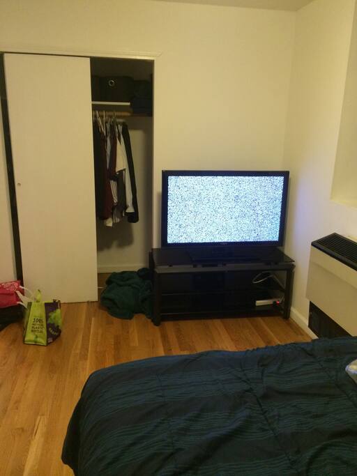 Closet, TV, A/C Unit
