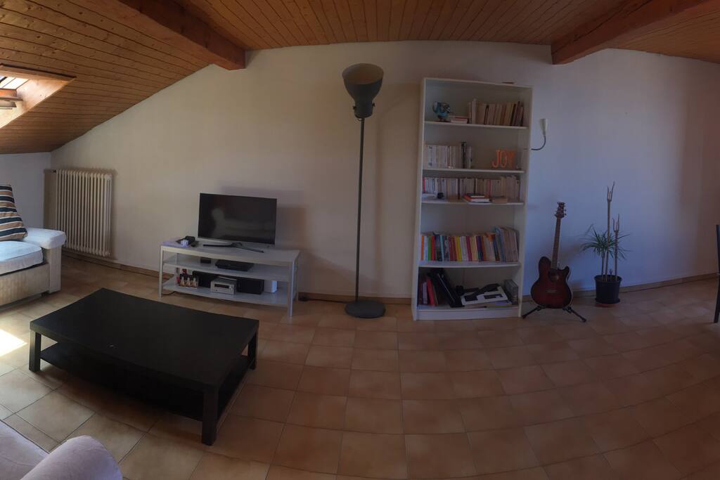 Lounge and dining room