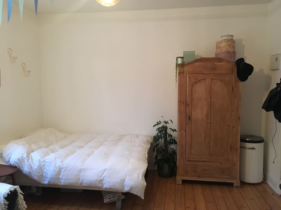 Room 1