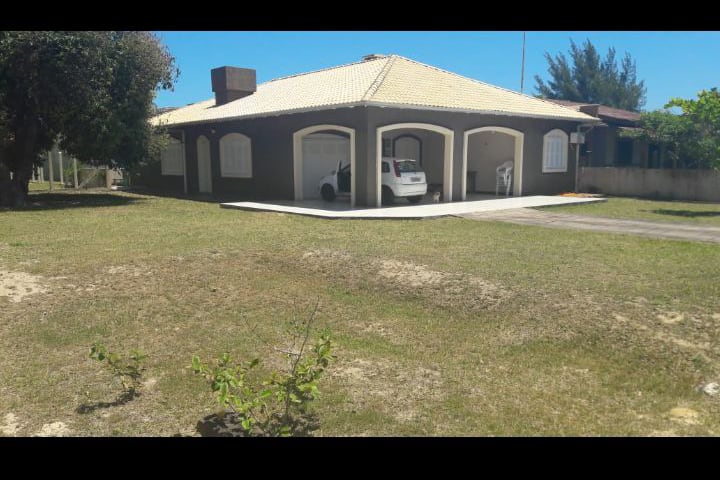 Casa 4 quartos, com ar condicionado