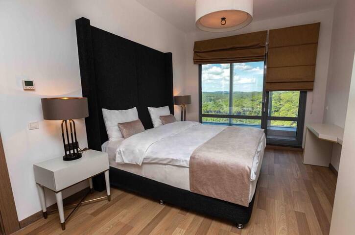 Maslak 1453 Terasli Orman ve Sehir Manzarali 4+1 gallery image 4