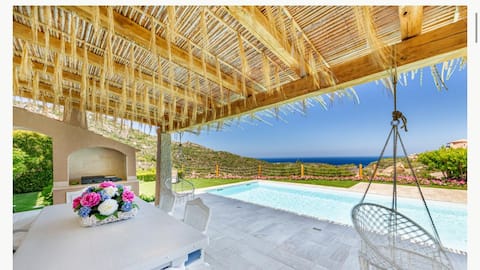 Villa Maria Pia with private pool and sea view