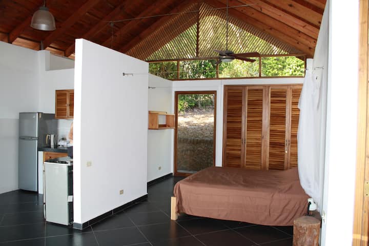 Living and sleeping under a high roof