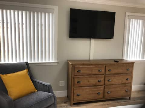 Popular Airbnb listing: Luxurious Private Suite in Heart of Silicon Valley in Sunnyvale