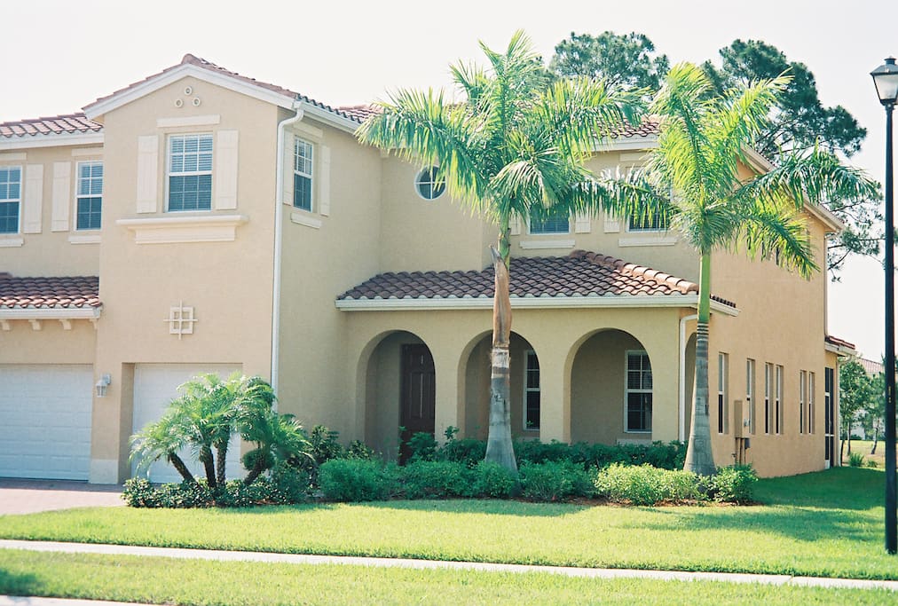 Estate home