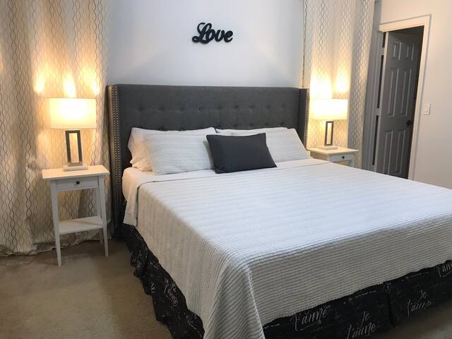 LOVE room next to Disney!