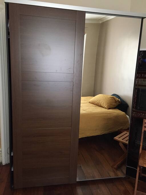 Armoire de la chambre à coucher
