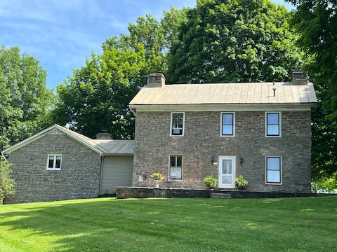Stonehurst:  3 bedroom country home