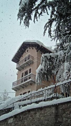 APARTMENT in VILLA EMILIA