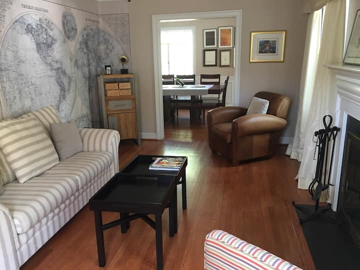 Awesome Colonial In Great Dc Suburb - Kensington, MD