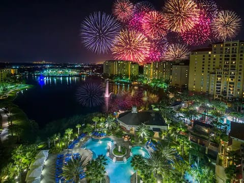 Minutes to Disney Springs