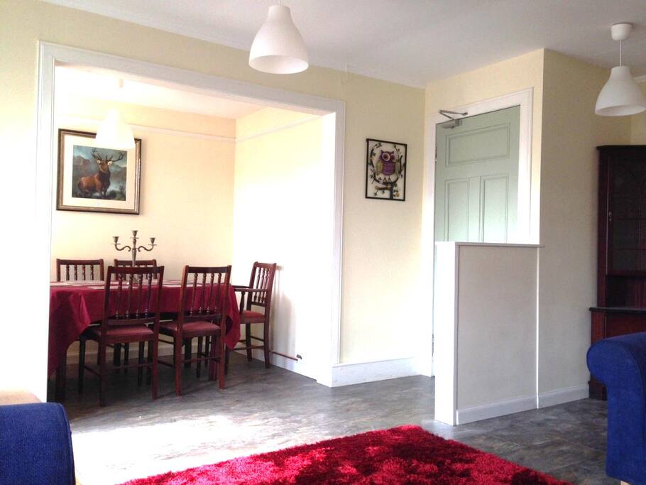 Dining Nook - Seats six